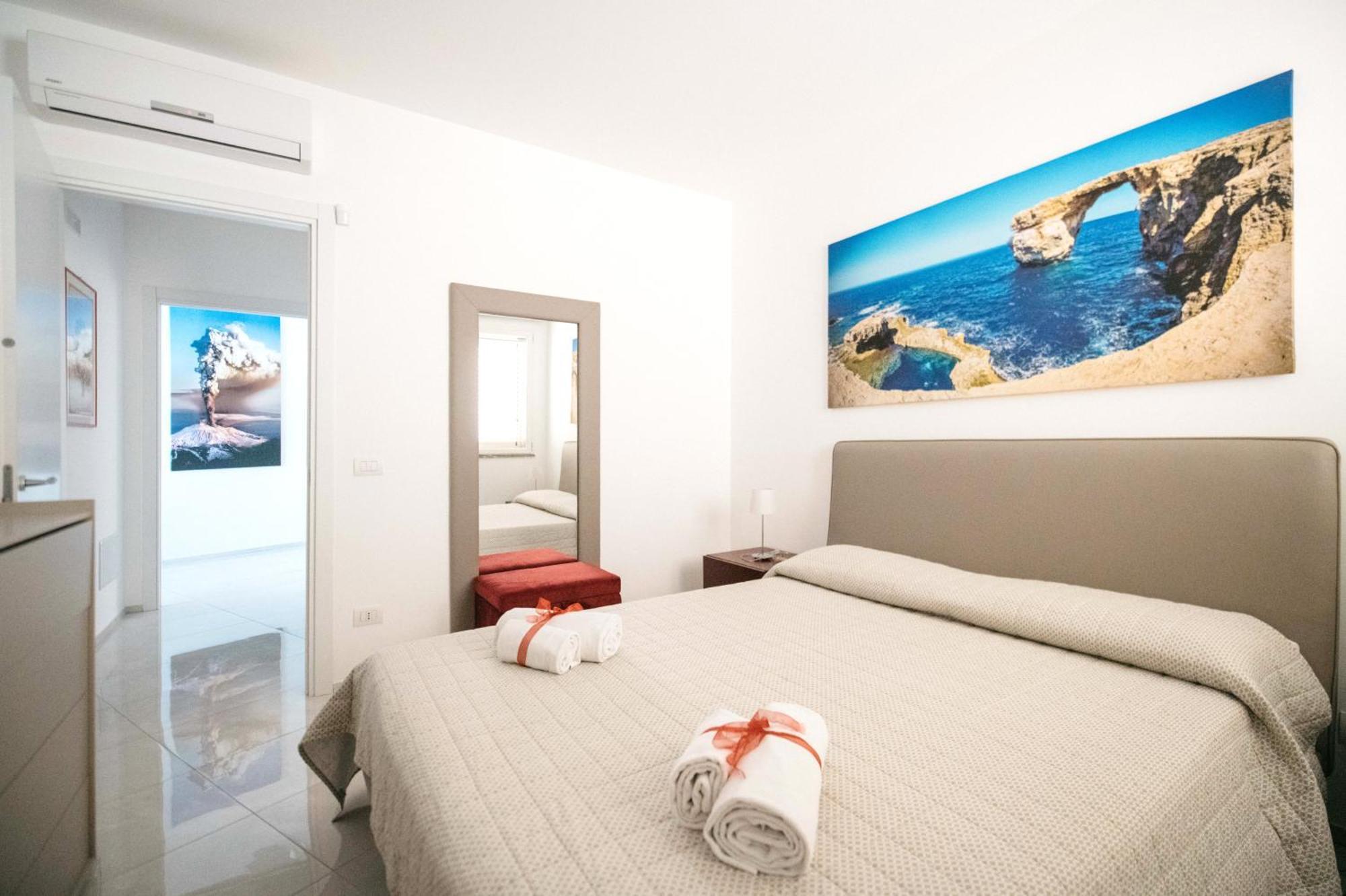 Minerva Luxury Apartment & Tulipan Apartment By Taormina Holidays Eksteriør bilde